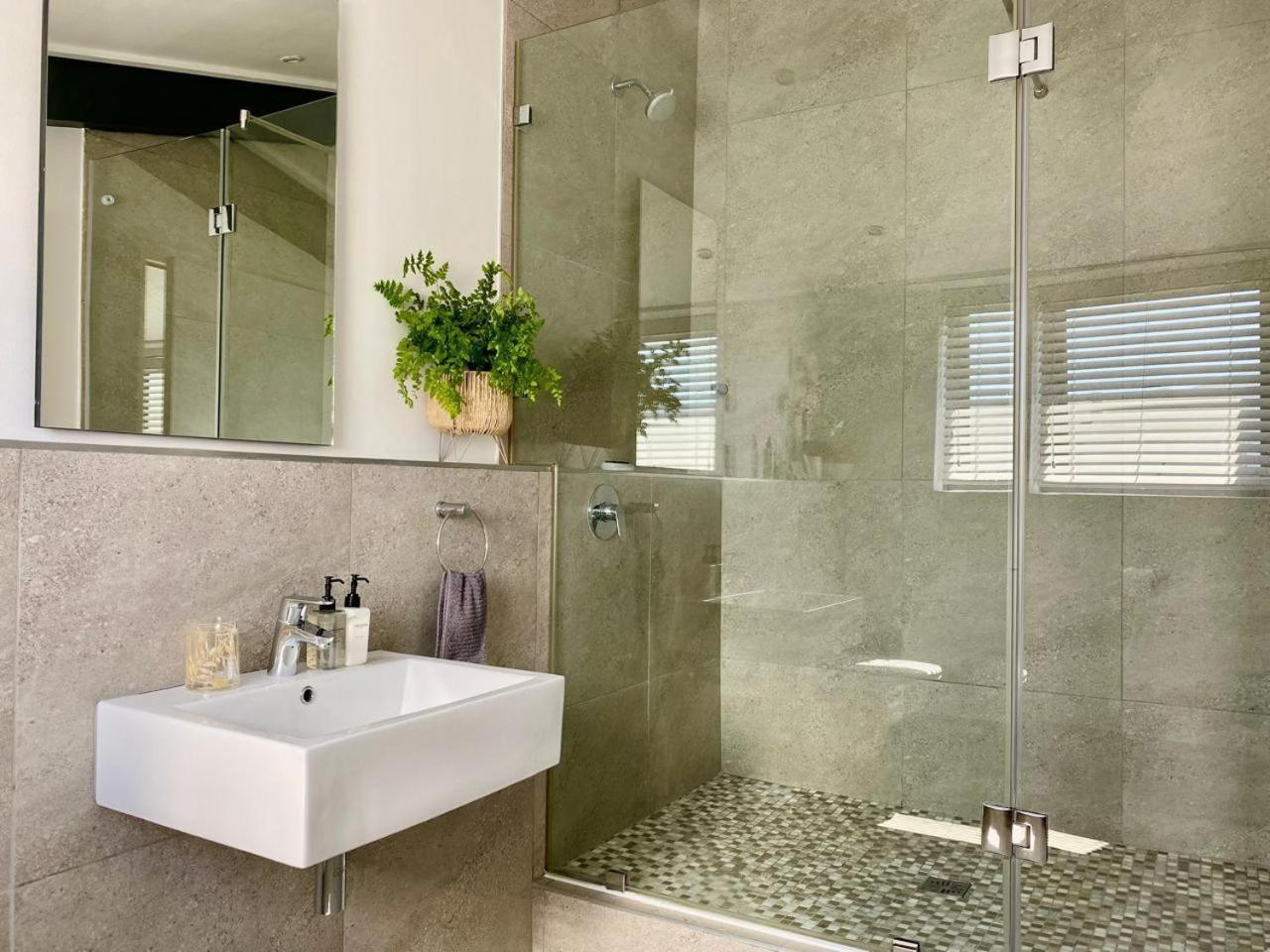 Hermanus Waterfront Apartment Bilik gambar